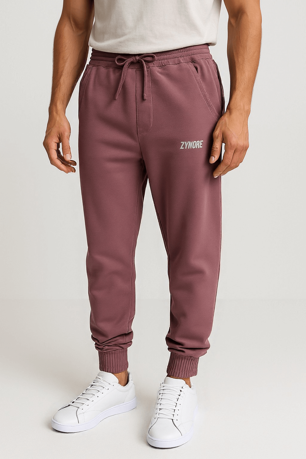 THE COTTON PIGMENT-DYED SWEATPANTS