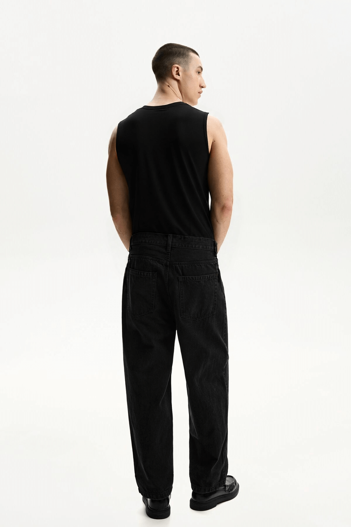 THE MODERN MUSCLE TEE