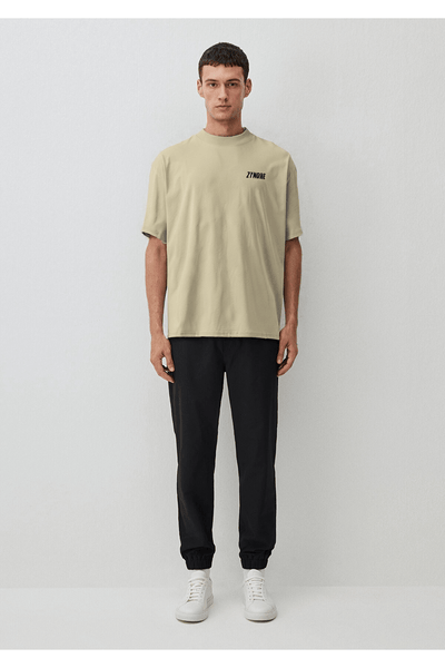 THE MONARCH HIGH NECK T-SHIRT
