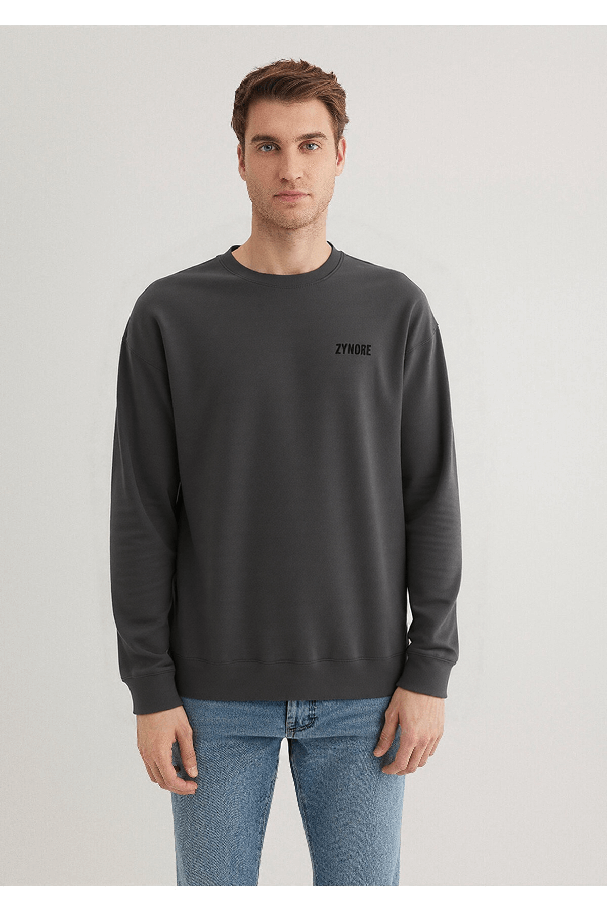 THE LEGEND SWEATSHIRT