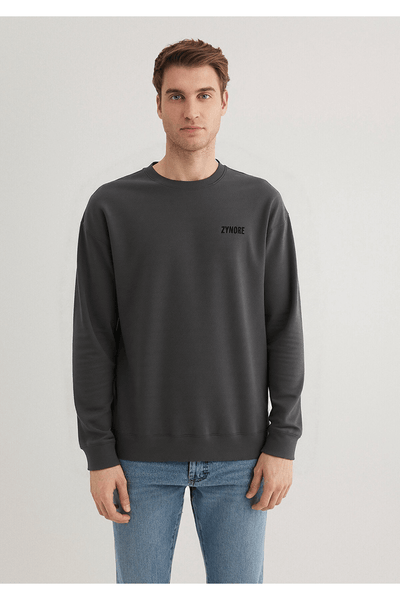 THE LEGEND SWEATSHIRT