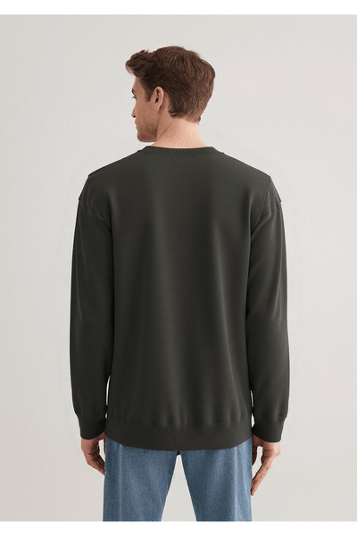THE LEGEND SWEATSHIRT