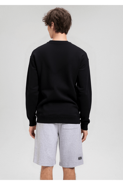 THE LEGEND SWEATSHIRT