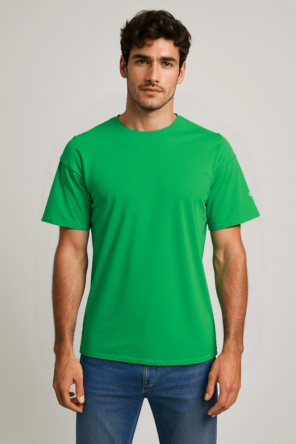 THE CLASSIC TEE