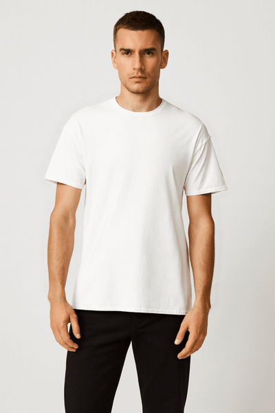 THE CLASSIC TEE